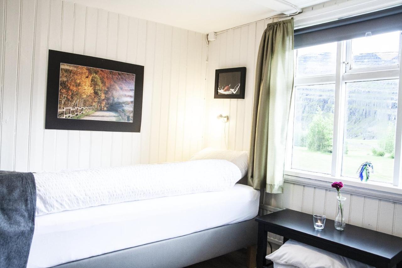 Fossardalur Guesthouse Djupivogur Ngoại thất bức ảnh